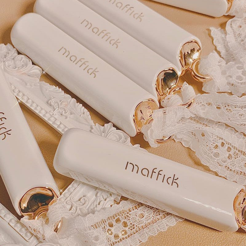 Labial Mate MAFFICK Lace Whisper de Larga duración